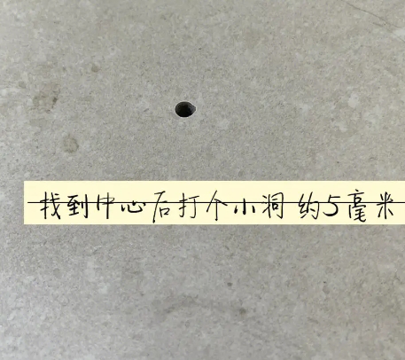 黄冈市瓷砖空鼓维修公司专业解答在瓷砖铺贴过程中，如果砂料搅拌不均匀，将会带来以下问题